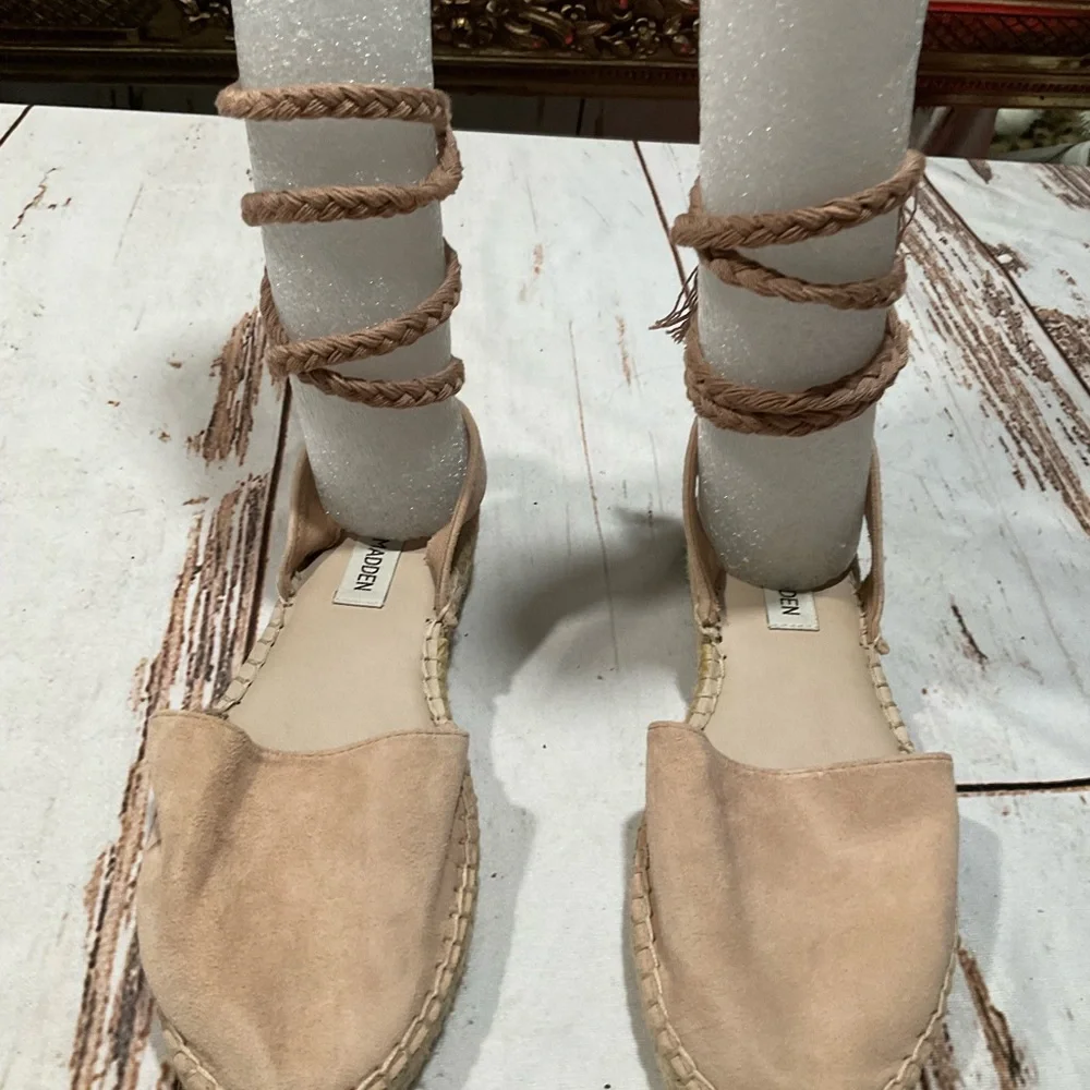 NWOT STEVE MADDEN MESA‎ LEATHER ESPADRILLE ANKLE ROPE TIE SANDALS